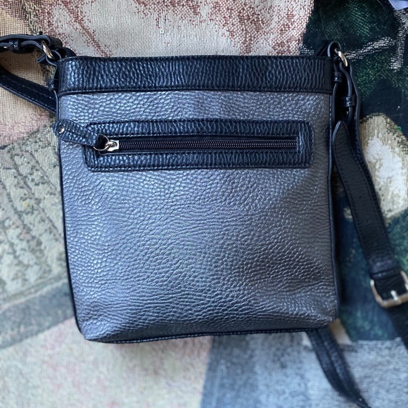Chaps Black and Gray crossbody Bag - Picture 4 of 9